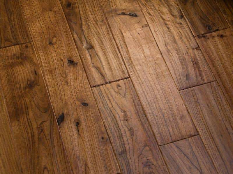 Advantages of solid hardwood flooring
